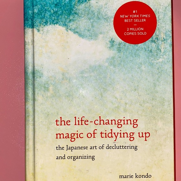 The Life-changing magic of tidying up - Picture 1 of 8